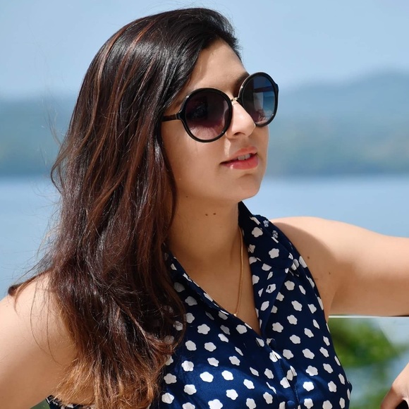 Meet your Posher, Pinaz - Picture 1 of 1